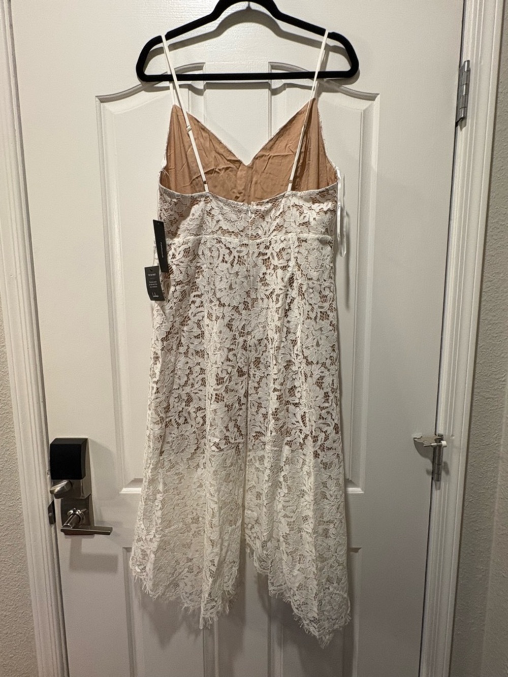 BNWT Lulu Lace Slip Dress with V-Neck Dress - Picture 5 of 8